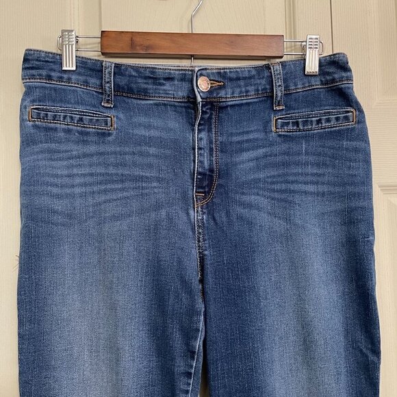 Chico's Women's Blue Slim Leg High Rise The Platinum Crop Stretch Jeans Size 8 - Picture 4 of 9